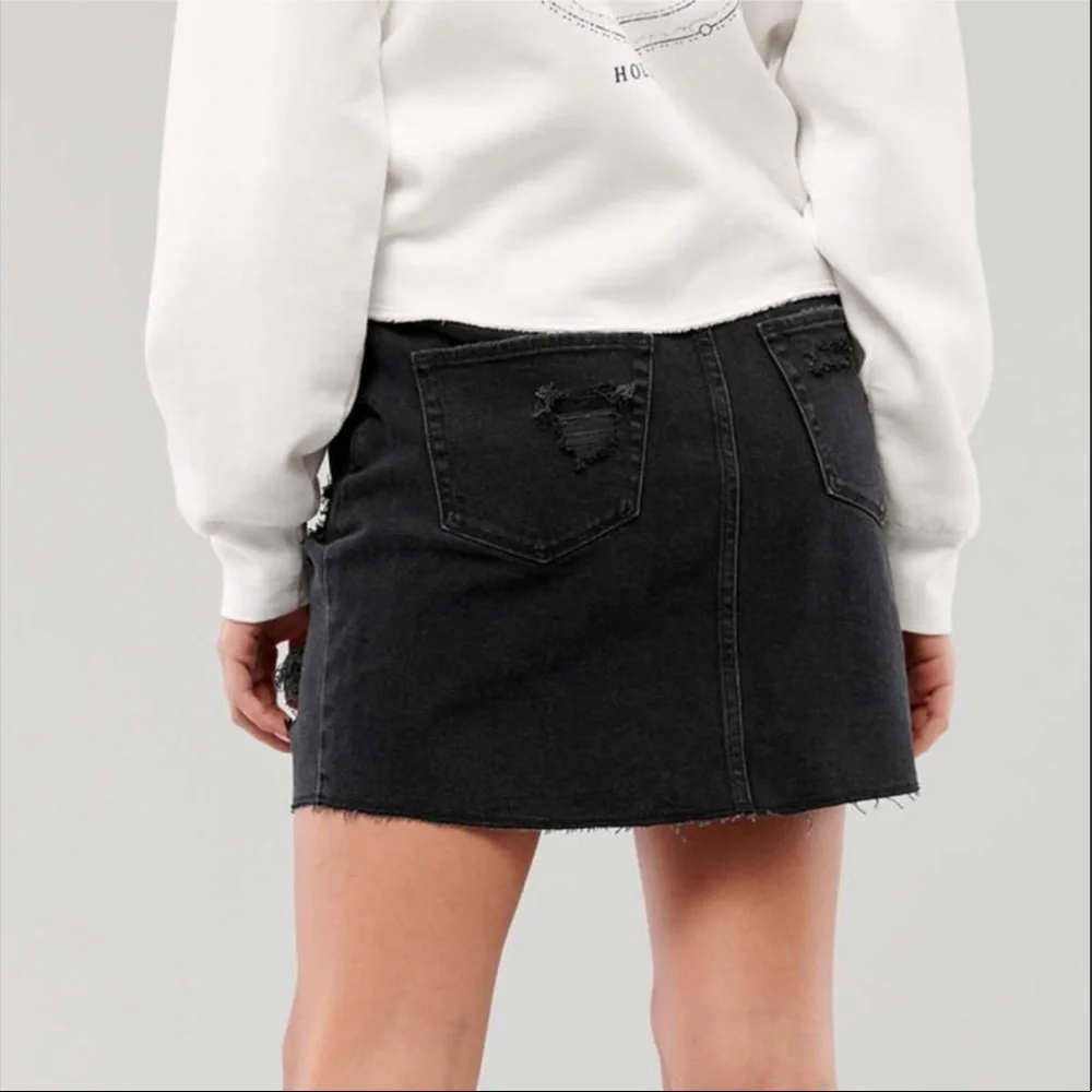 Hollister Denim Mini Skirt Ultra High Rise Distressed Black Size 7 Waist 28” - Picture 3 of 15
